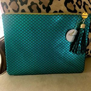Accessories pouch 11 x 8.5